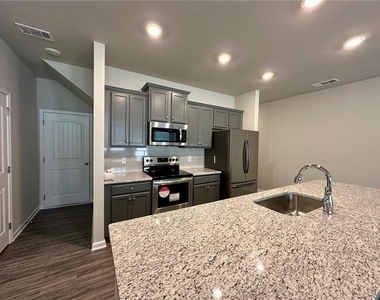252 Whitetail Circle - Photo Thumbnail 4