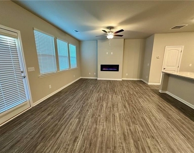 252 Whitetail Circle - Photo Thumbnail 1