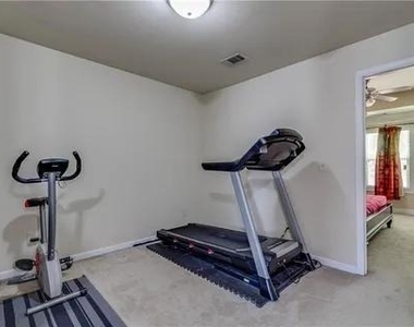 13374 Canary Lane - Photo Thumbnail 15