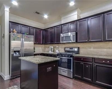13374 Canary Lane - Photo Thumbnail 5