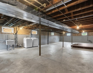 11358 S Rockwell Street - Photo Thumbnail 13