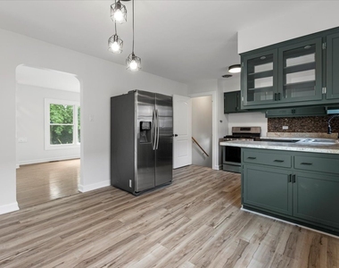11358 S Rockwell Street - Photo Thumbnail 5