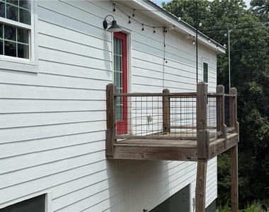 519 Liberty Park Drive - Photo Thumbnail 9
