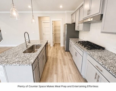 5365 Windridge Parkway - Photo Thumbnail 41