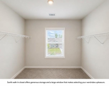 5365 Windridge Parkway - Photo Thumbnail 32