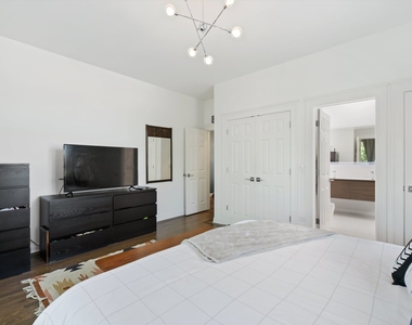 2027 W Race Avenue - Photo Thumbnail 9