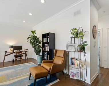 2027 W Race Avenue - Photo Thumbnail 6