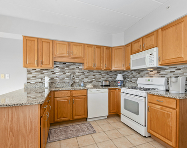 14130 Sheffield Drive - Photo Thumbnail 7