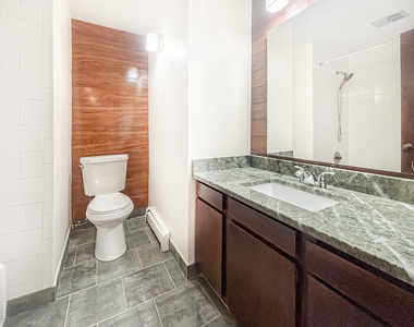 7214 W Wrightwood Avenue - Photo Thumbnail 13