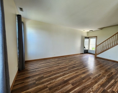 1804 Parkside Drive - Photo Thumbnail 2