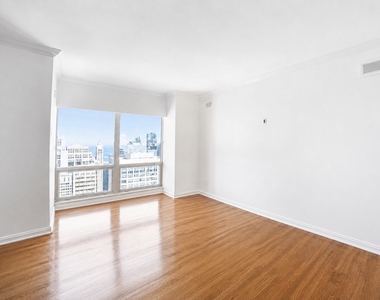 100 E Huron Street - Photo Thumbnail 21