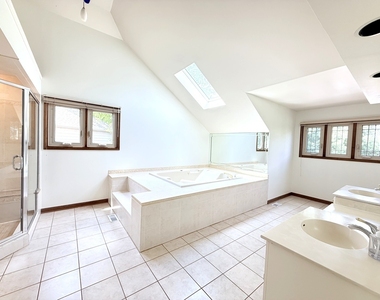 2318 River Woods Drive - Photo Thumbnail 22