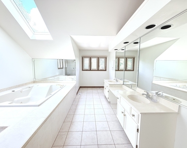 2318 River Woods Drive - Photo Thumbnail 20