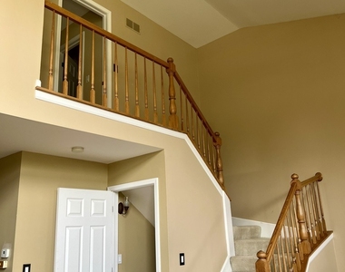 1165 Edington Court - Photo Thumbnail 7