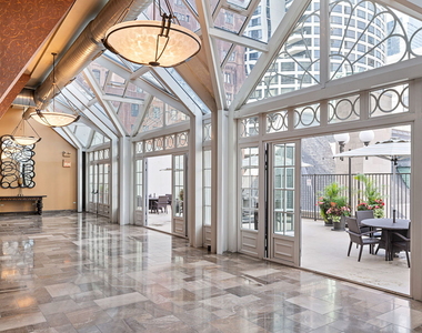 111 E Chestnut Street - Photo Thumbnail 17