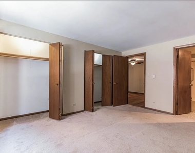 2325 N Neva Avenue - Photo Thumbnail 11