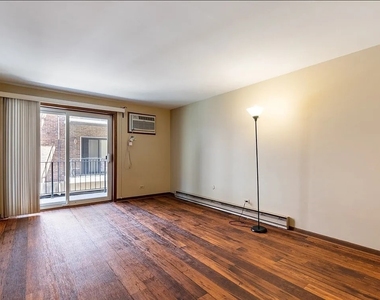 2325 N Neva Avenue - Photo Thumbnail 3