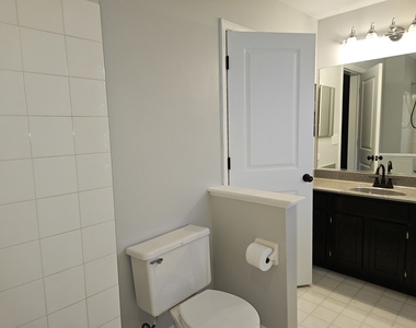 1 Linden Court - Photo Thumbnail 8