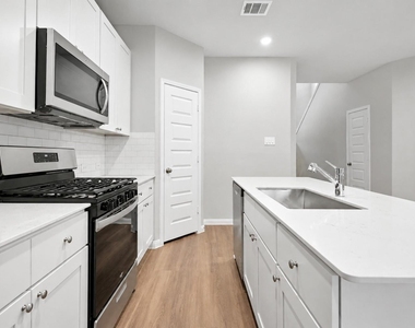 13549 Sauger Court - Photo Thumbnail 12