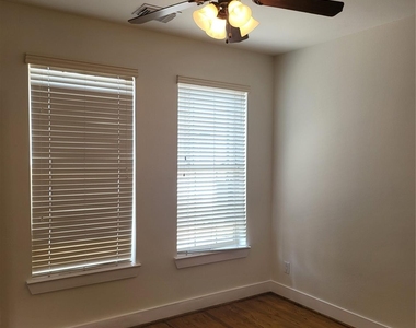 2423 Roufa Road - Photo Thumbnail 12