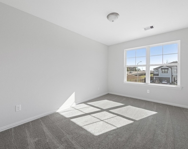 27806 Western Creek Court - Photo Thumbnail 6