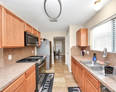 20626 Sycamore Crest Lane - Photo Thumbnail 6