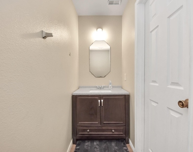 20626 Sycamore Crest Lane - Photo Thumbnail 18