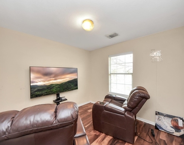 20626 Sycamore Crest Lane - Photo Thumbnail 9