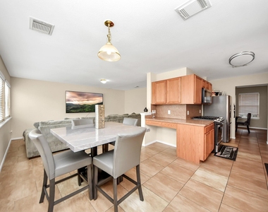 20626 Sycamore Crest Lane - Photo Thumbnail 3