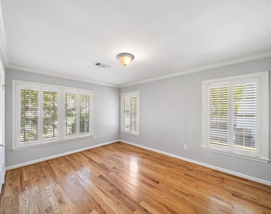 3115 Glen Haven Boulevard - Photo Thumbnail 13