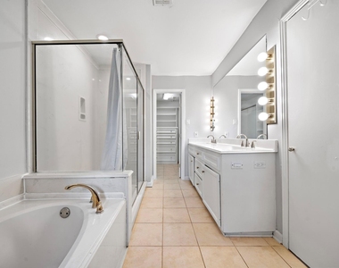 3115 Glen Haven Boulevard - Photo Thumbnail 11