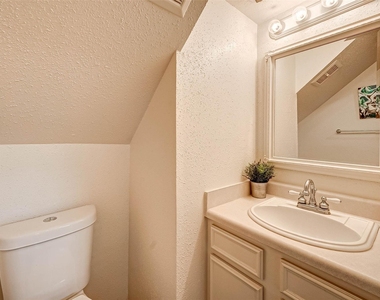 1908 Augusta Drive - Photo Thumbnail 21