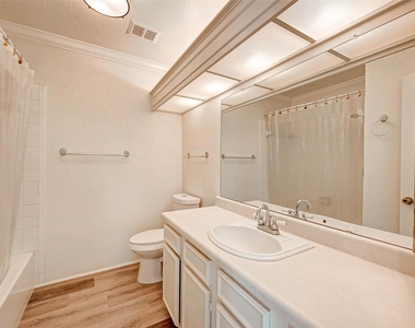 1908 Augusta Drive - Photo Thumbnail 27