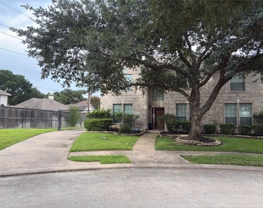 403 Green Stone Court - Photo Thumbnail 1