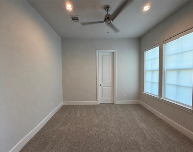 824 Cage Street - Photo Thumbnail 29