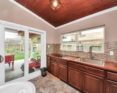 2895 Ragusa Lane - Photo Thumbnail 47