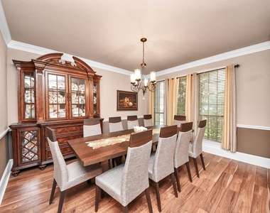 2895 Ragusa Lane - Photo Thumbnail 10