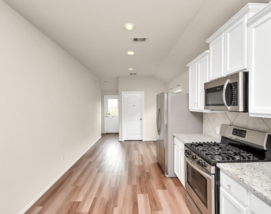 25634 Royal Catchfly Road - Photo Thumbnail 14