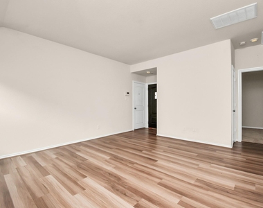 25634 Royal Catchfly Road - Photo Thumbnail 7