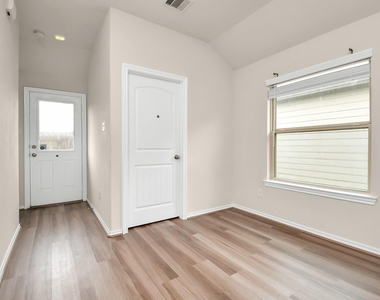 25634 Royal Catchfly Road - Photo Thumbnail 15