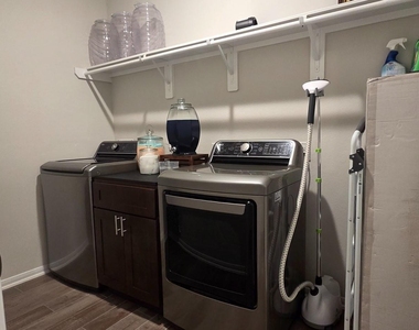 1523 Alpine Drive Drive - Photo Thumbnail 22