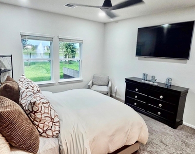 1523 Alpine Drive Drive - Photo Thumbnail 10