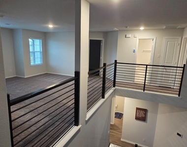 1523 Alpine Drive Drive - Photo Thumbnail 13