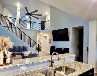 1523 Alpine Drive Drive - Photo Thumbnail 7
