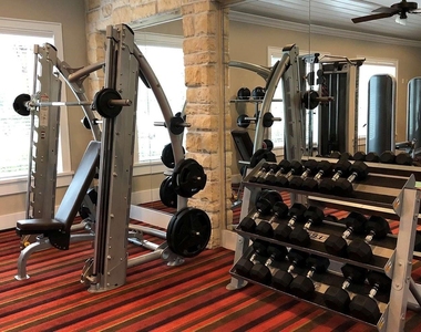 2951 N Loop 336 W - Photo Thumbnail 28