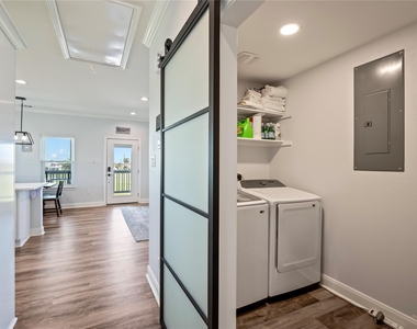 3920 2nd Street - Photo Thumbnail 9