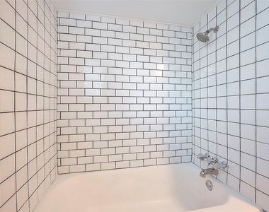 7810 Locke Lane - Photo Thumbnail 19