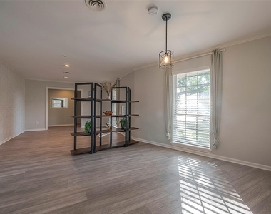 7810 Locke Lane - Photo Thumbnail 28
