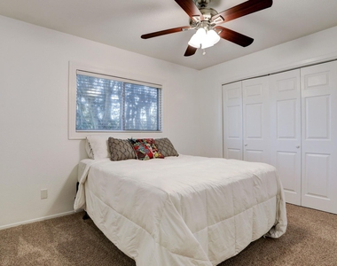 121 Misty Brook Lane - Photo Thumbnail 16