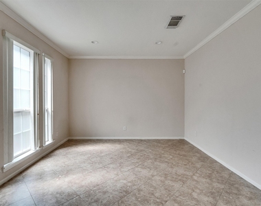 3902 Breaux Bridge Lane - Photo Thumbnail 8